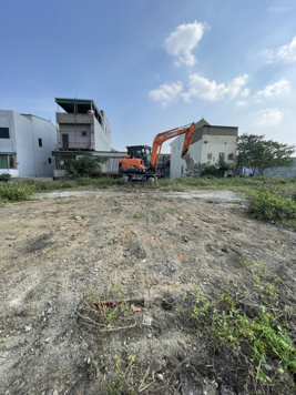 Bán 200m2 đất đấu giá khối 2 Vinh Tân lối 2 đường 8B, giá mềm nhất khu vực đối diện công viên rộng