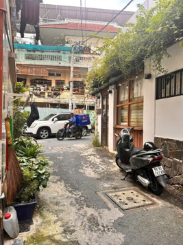 Bán nhà Đoàn Thị Điểm xây mới 4 tầng P1 - PN, 3 x 10m (nở hậu), full nội thất cao cấp 7 tỉ 350