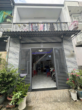 Em bán gấp nhà 1 lầu ngay mặt tiền Hưng Nhơn, cách UBND xã Tân Kiên 500m, 800tr