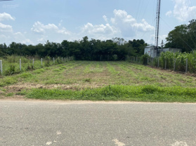 Bán rẻ (50x43 m2) 2sổ full sổ hồng, đ: 32m, sát chợ trường sầm uất, liền 3kcn lớn bcm giá 960tr/s