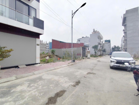 Đất tái định cư A51 Vĩnh Niệm, 56m2, Tây Bắc, đường 12m, giá 72 tr/m2, không lỗi lầm