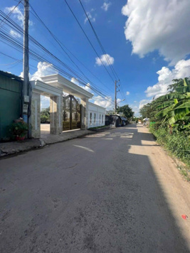 Chính chủ bán đất sổ riêng 10x45m gần ngã 4 Miếu Ông Cù, đối diện công ty gỗ An Cường