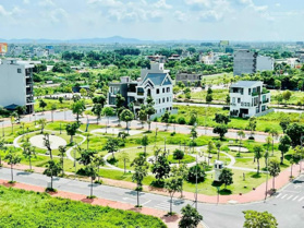 Bán lô đất 78.75m2 mặt phố Phạm Minh Nghĩa, KĐT Trần Hưng Đạo, TPHD, MT: 5.0m giá 4.3 tỉ 0979 020 171