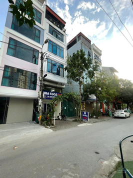 Gia đình cần bán 58.5m2, cạnh trường cấp 1, cấp 2 Di Trạch. đường ô tô tải, khu dân cư văn minh