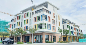 Tôi cần cắt lỗ sâu căn nhà phố Meyhomes 117m2, đường đại lộ Ánh Trăng. Đã đóng đủ 100% tiền