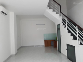 Cho thuê nhà đẹp 4 tầng Mạc Đỉnh Chi