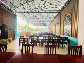 Cho thuê nhà hàng 2 mặt tiền đang kinh doanh tốt tại trung tâm phố tây Hùng Vương - Nha Trang