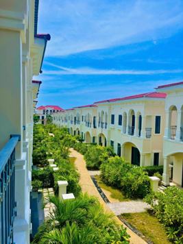 Biệt thự biển Bình Tiên-Vĩnh Hy ngay sân golf Anara 18 hố. Full nội thất cao cấp. Chiết khấu 15%