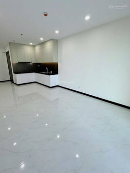 3PN 100m2 giá 2.75tỷ tầng đẹp view đẹp. Tôi chính chủ cần tiền bán gấp trong tháng. Liên hệ xem nhà