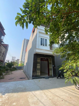 Bán nhà 3 tầng làn 2 Lạc Long Quân. TP. BN