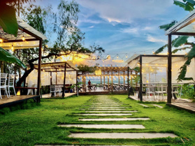 Mặt tiền đường Bùi Đình Túy, view sân bay Pleiku. Gia Lai. Chính chủ.