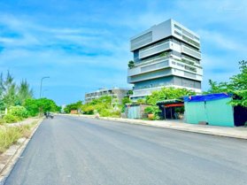 Sụp hầm! Chính chủ cần bán lô ngay đại học FPT DT 144m2 giá 2,85 tỷ LHCC 0905 696 789