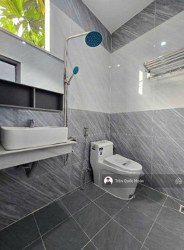 Bán nhà hẻm ô tô 105 đường Lê Lợi, TP Vũng Tàu, 120m, giá 5,6 chỉ tỷ thương lượng