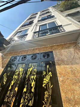 Toà nhà căn hộ dịch vụ cao cấp cho thuê tại Trung Văn Từ Liêm - cách ôtô 15m - dòng tiền 800tr/năm