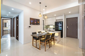 Bán căn hộ The Tresor Q4, 2PN, 2WC, 78m2, view sông - Hồ bơi. Giá: 4.1 tỉ. LH: 0902 666 056