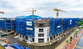 Hàng ngoại giao gửi bán shophouse liền kề 4 tầng xây thô tại khu đô thị 67,5m2,75m2. Đường ô tô 15m