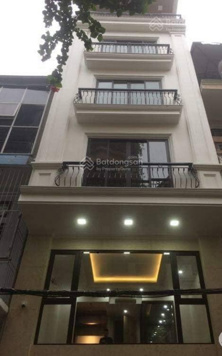 Văn phòng full nội thất tại Hoàng Ngân, Trung Hòa, Cầu Giấy 35 m2 chỉ 6tr