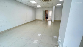 Cho thuê VP khu vực Goldmark City, 12 triệu/th, 80m2 oto đỗ cửa miễn phí 0902 131 ***