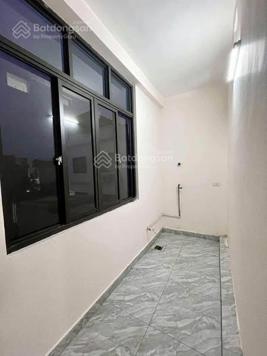 Cho thuê cả nhà và đất số 526 Thiên lôi, mặt tiền rộng 8 mét, DTMB 335m2