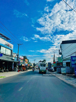 Bán gấp đất để xây nhà ở gần Cty Changshin giáp Biên Hoà Giá rẻ bằng 1/3, sổ riêng cầm tay thổ cư