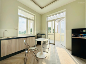 Cho thuê căn hộ 1PN, 1WC giá tốt, 13,5 triệu, 45 m2 tại Khu Biệt Thự Ven Sông, Q7, HCM