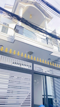 Cho thuê nhà 200 m2 mới xây đường Hùng Vương 12 triệu