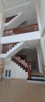 Còn 5 căn nhà phố đẹp mới 100% ngay cạnh chợ Bình Triệu, P. Hiệp Bình Chánh