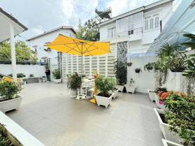 Bán villa đường Cô Giang - ngay khu biệt thự chỉnh chu bậc nhất Đà Lạt - cách trung tâm chỉ 1km