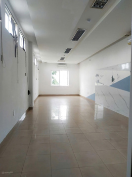 Cho thuê Văn Phòng tòa Building Nguyễn Tri Phương gần sân bay 35m2/55m2 giá rẻ 4/6 triệu