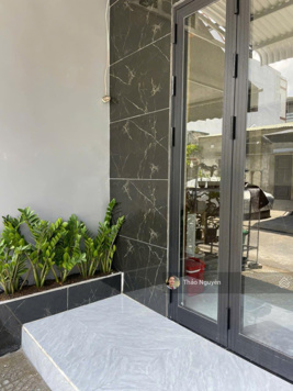 Chính chủ bán nhà 3 tầng phố Thạch Lam chỉ 9,2 tỷ thích hợp làm homestay cho tây thuê, 0905 001 634