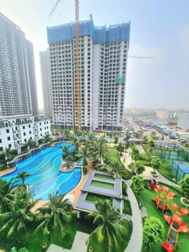 Úi gấp quá rồi ạ, chị em có căn bên TC3,căn góc 68m2 cắt lỗ 150tr, tầng trung giá 4,5tỷ bao phí