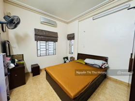 Cần bán nhà Nguyễn Trãi, phân lô, 45m2, 9.9 tỷ, 2 mặt ngõ ô tô, kinh doanh