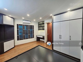 Bán nhà Mỹ Đình, 50m ra phố Nguyễn Hoàng, 6 tầng thang máy mới tinh, ngõ rộng 3m ô tô 5 tạ đỗ cửa