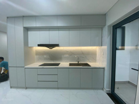 Bán căn hộ Skylink villa Diamond Alnata xe hơi lên được tận nhà