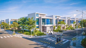 Biệt thự nghỉ dưỡng ven biển Đà Nẵng - DT 360m2 - Đối diện 2 sân golf chỉ 40,3 tr/m2, đã có sổ hồng