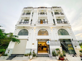 Bán gấp nhà đẹp Quận 7 - Khu vip Hoàng Quốc Việt - Sát Phú Mỹ Hưng - 8 tỷ 950 - Giá tốt