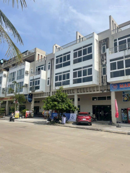 Bán nhà mặt biển Tuần Châu Hạ Long giá 7,1 tỷ VND