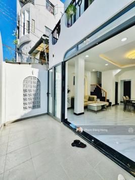 Nhà đẹp Gò Vấp sát Lý Thưởng Kiệt, hẻm thông 3m, 2 tầng, 4.5x12, full nội thất, giá cực tốt 5.95 tỷ