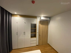 Cần bá căn 2PN DT 65m CC Bim 30 tầng tại Bãi Cháy, đầy đủ nội thất sịn xò giá 1tỷ650 có sổ căn góc