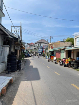 Bán gấp 134m2, cách bờ kè chỉ 200m, mặt đường lớn, kinh doanh, buôn bán, nghỉ dưỡng