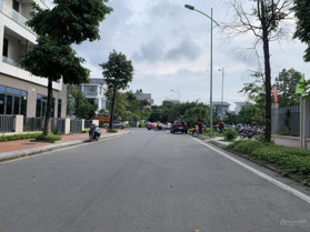 Bán gấp căn góc: Diện tích 97m2 MT: 9m xây 4T. Dự án Euro đường Thành Trung Trâu Quỳ Gia Lâm