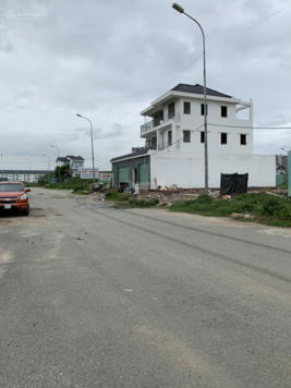 Bán gấp nền biệt thự đường 20m KDC Phú Nhuận Phước Long B Tp.Thủ Đức 69tr/m2