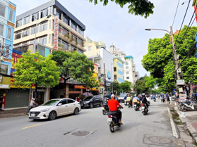 Cho thuê 2 căn mặt đường Tô Hiệu, đoạn vị đẹp, vỉa hè rộng