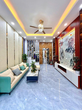 Bán Nhà riêng đẹp lung linh, phố đẹp lộng lẫy ô tô 16 quay đầu, phố Xuân La, Tây Hồ, 40m, 15,35 tỷ