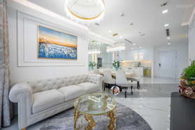 Cho thuê căn hộ 2PN Vinhomes Central Park 90m2 phòng khách rộng view thoáng giá tốt. LH 0901 692 239