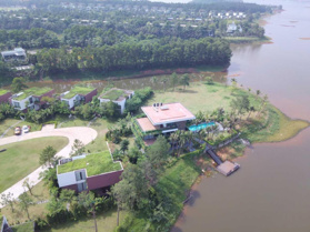 Bán mảnh đất xây biệt thự Vua, 2445m2, 3 mặt view hồ đẳng cấp bậc nhất Flamingo Đại Lải Resort