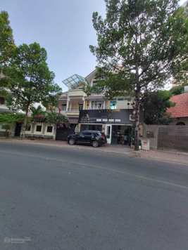 Giảm giá bán biệt thự mặt tiền Dương Văn An, An Phú, Q2. DT 10x24m - 237m2 hầm 3 lầu, giá chỉ 53tỷ