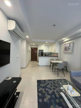 Cho thuê The Gold View Q4 2PN 2WC - Nội thất đủ - ban công, giá 16.000.000đ/Th - 5p đi Q1 - Bơi Gym