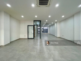 Trệt + lầu 1, 220m2 ở Vạn Phúc, sàn trống suốt sẵn vách kính, thang máy máy lạnh, hầm xe. Chỉ 27 tr