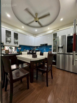 Rẻ nhất - nhà siêu đẹp Ngọc Lâm - ngõ thông - trước nhà vỉa hè ô tô tránh - hơn 11 tỷ